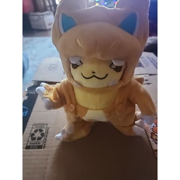 Charizard Pikachu Plush Japan Exclusive Pokemon NWT 9 In A150 Pocket Monster - Picture 1 of 8